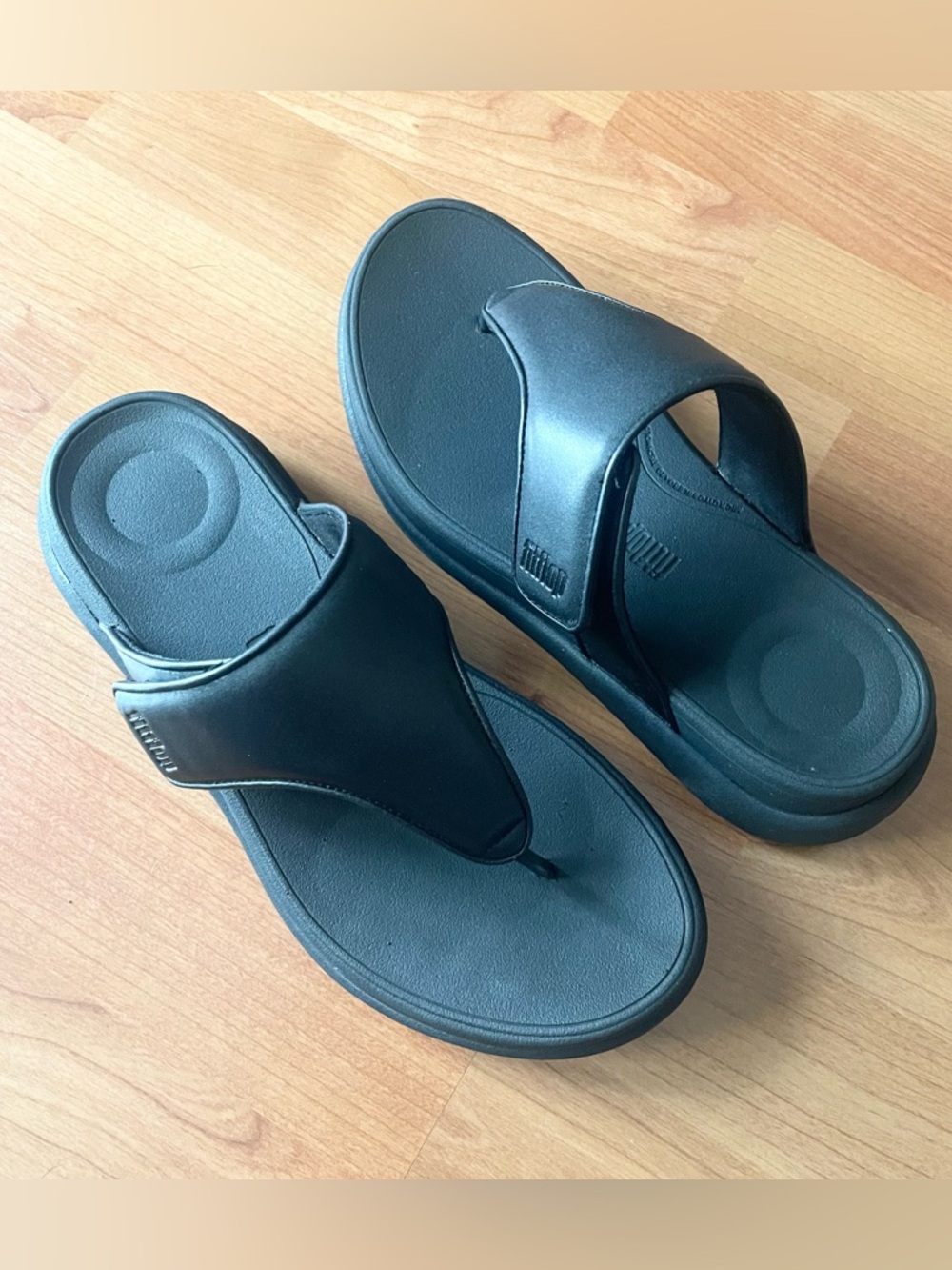 NIB Fitflop F-Mode Go Adjustable Flat-form Toe-Post Sandals